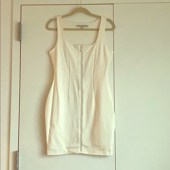 NWOT Guess off white mini dress - rhinestone zipper M - Picture 4 of 13